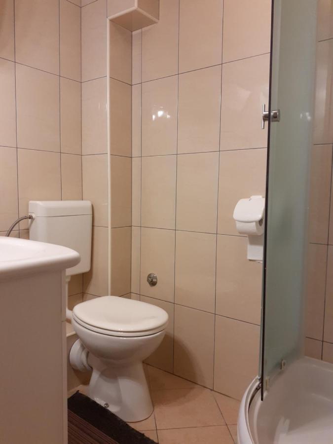 Apartmani Patrick 巴什卡沃达 外观 照片